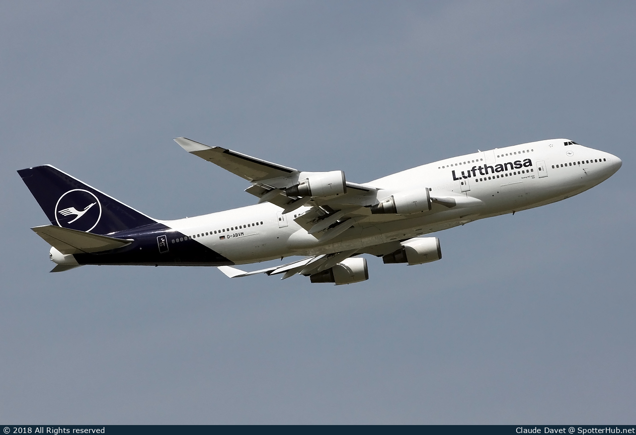 Photo of D-ABVM - Boeing 747-430 operated by Lufthansa