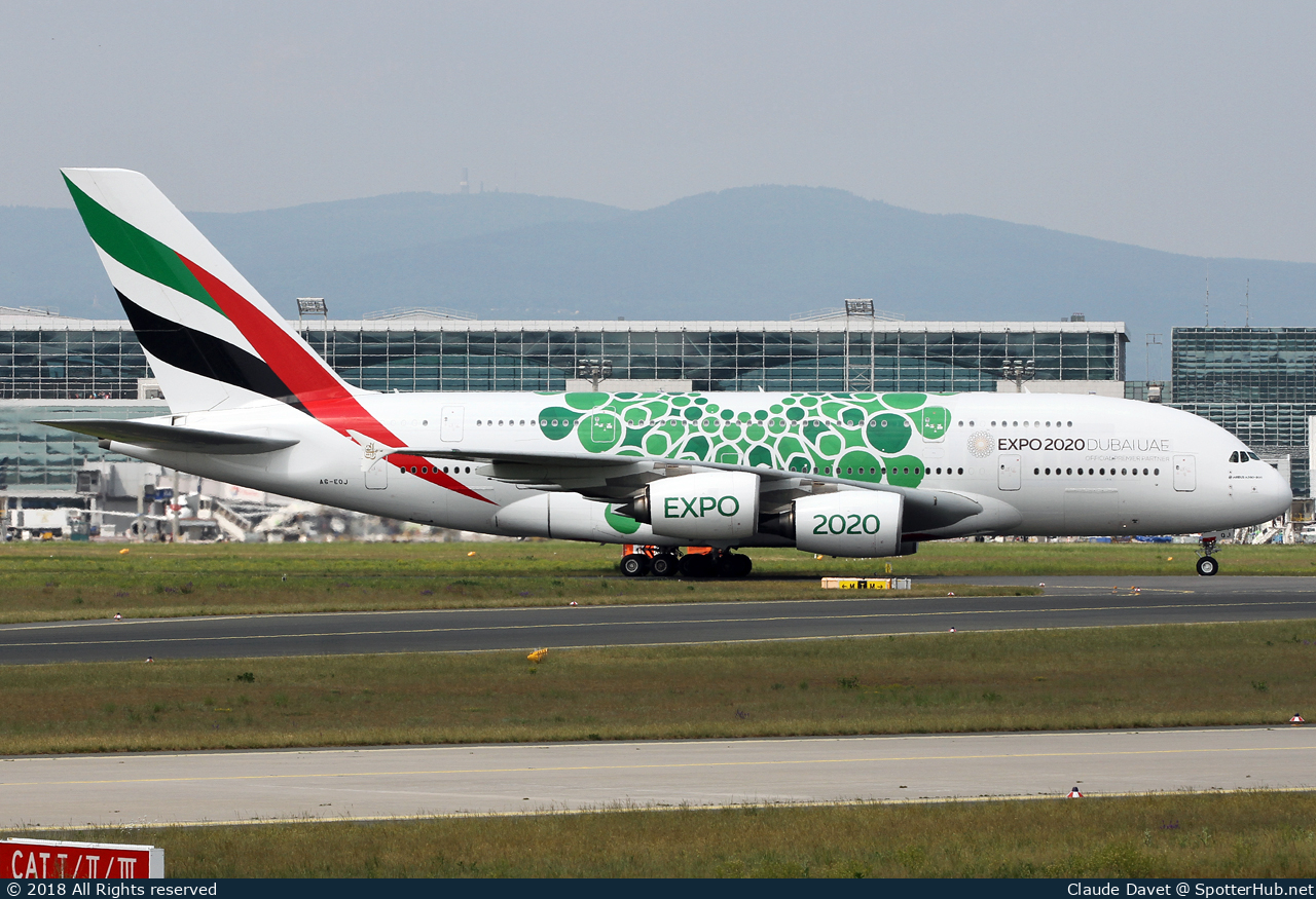 Photo of A6-EOJ - Airbus A380-861 operated by Emirates
