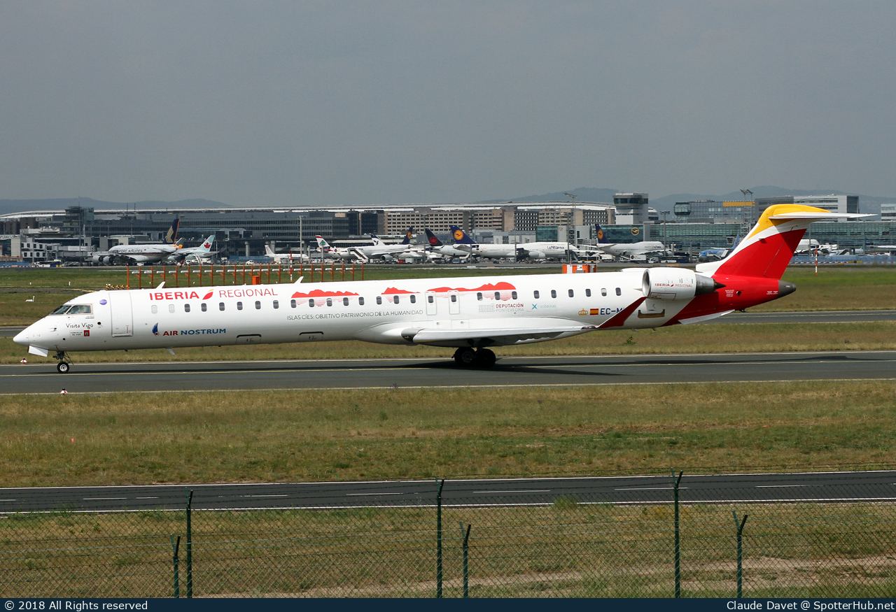 Photo of EC-MNQ - Bombardier CRJ-1000 operated by Iberia Regional (opb Air Nostrum)