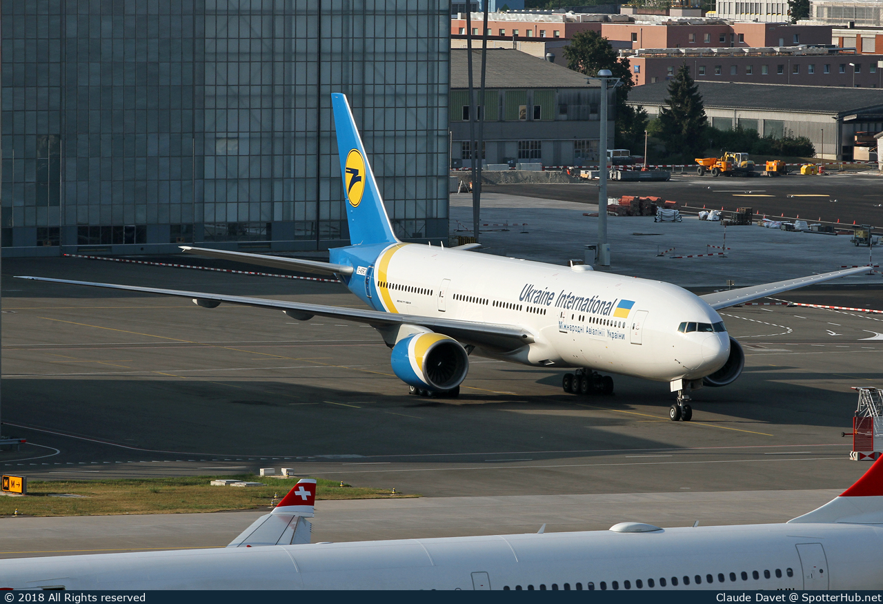 Photo of 2-AERC - Boeing 777-28E(ER) operated by AerCap