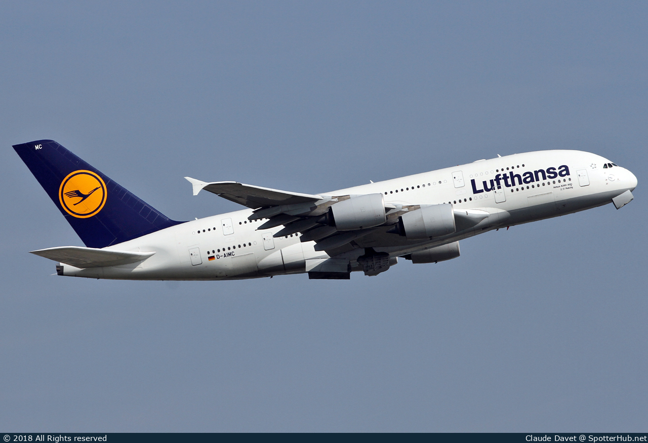 Photo of D-AIMC - Airbus A380-841 operated by Lufthansa