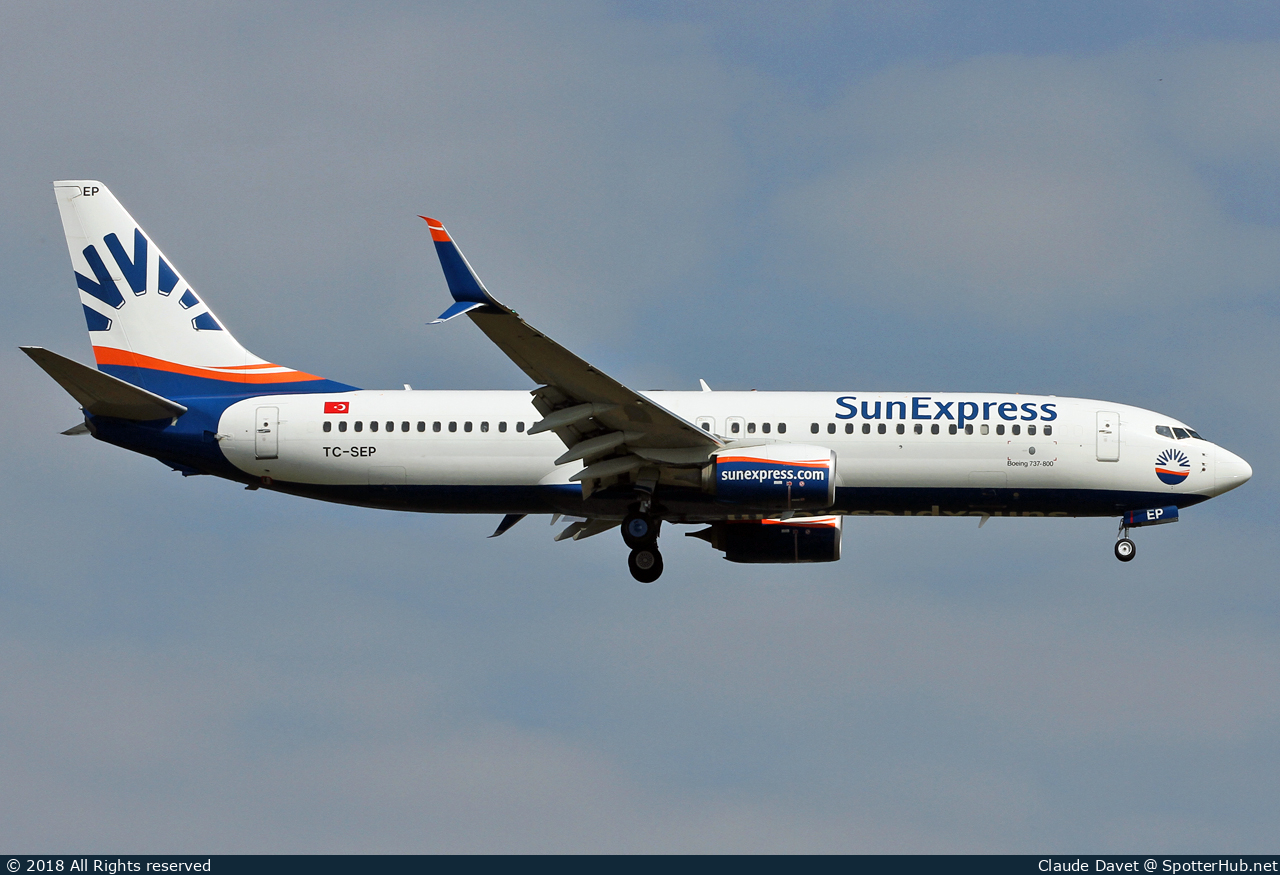Photo of TC-SEP - Boeing 737-8HC operated by SunExpress