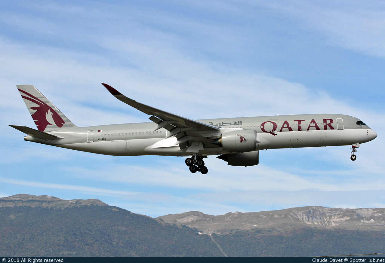 Photo of A7-ALB - Airbus A350-941 operated by Qatar Airways