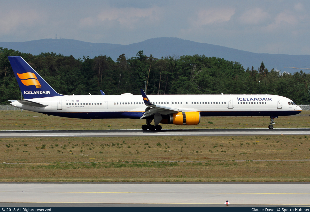 Photo of TF-FIX - Boeing 757-308 operated by Icelandair
