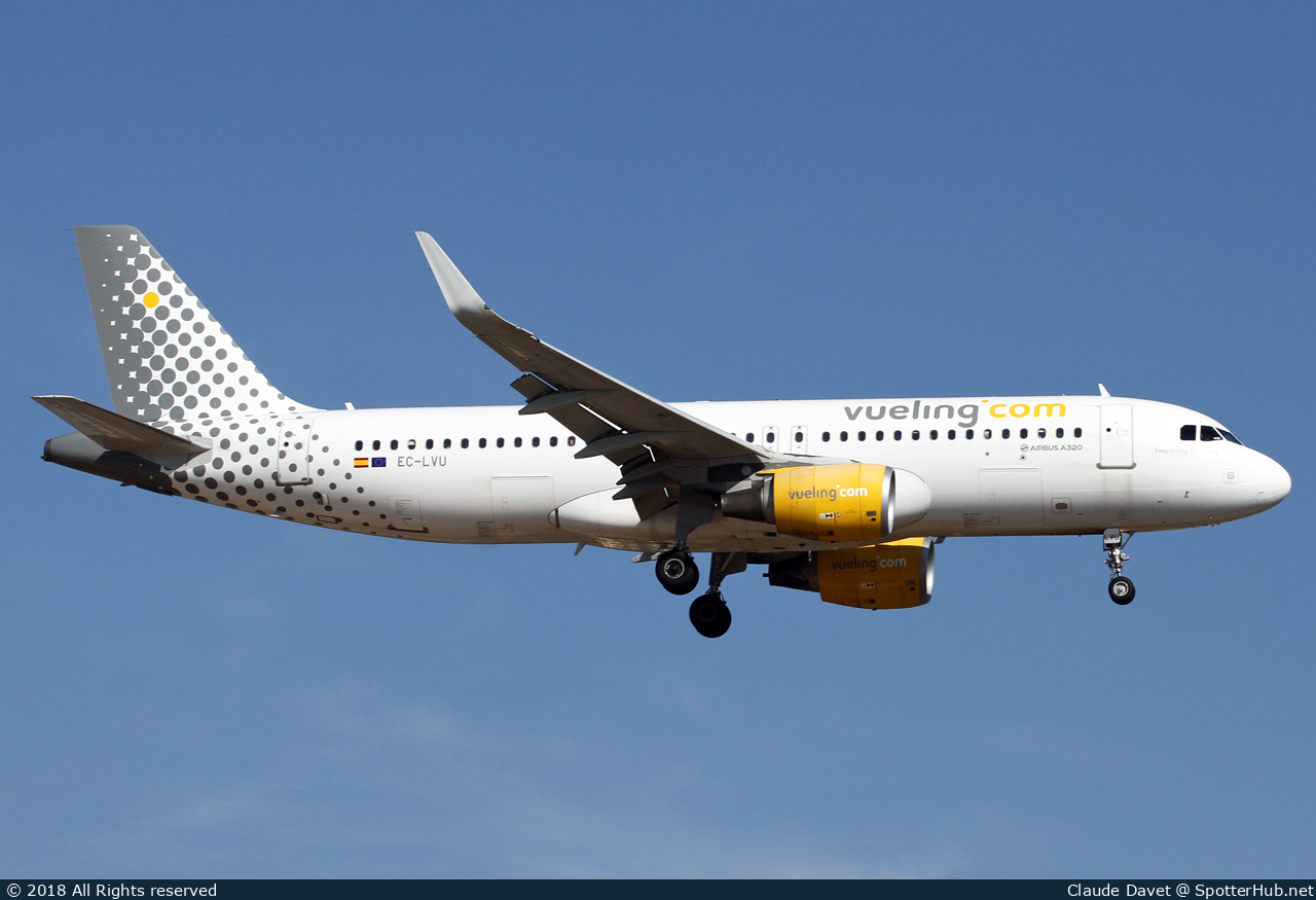 Photo of EC-LVU - Airbus A320-214 operated by Vueling