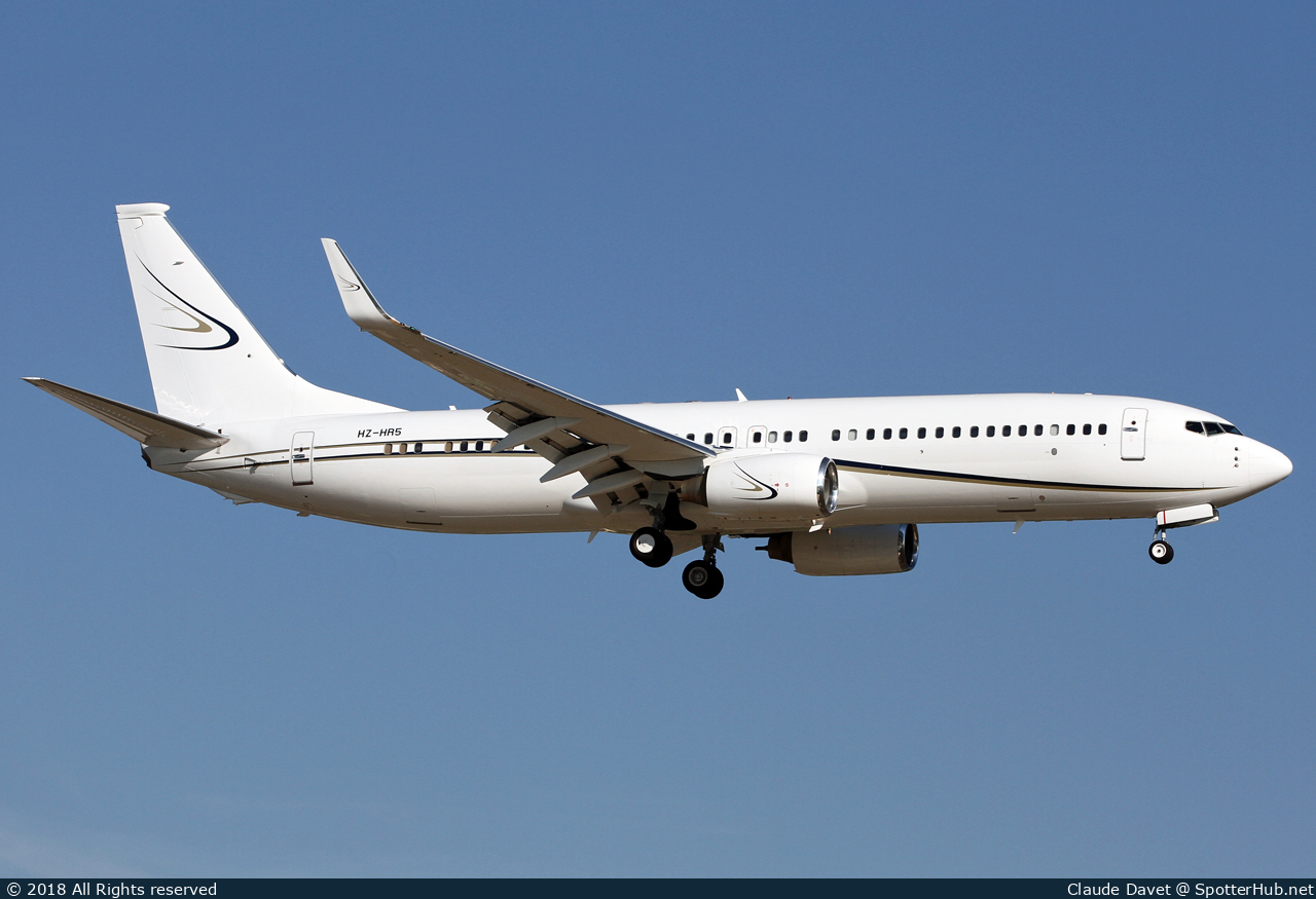 Photo of HZ-HR5 - Boeing 737-8AN(BBJ2) operated by Saudi Oger