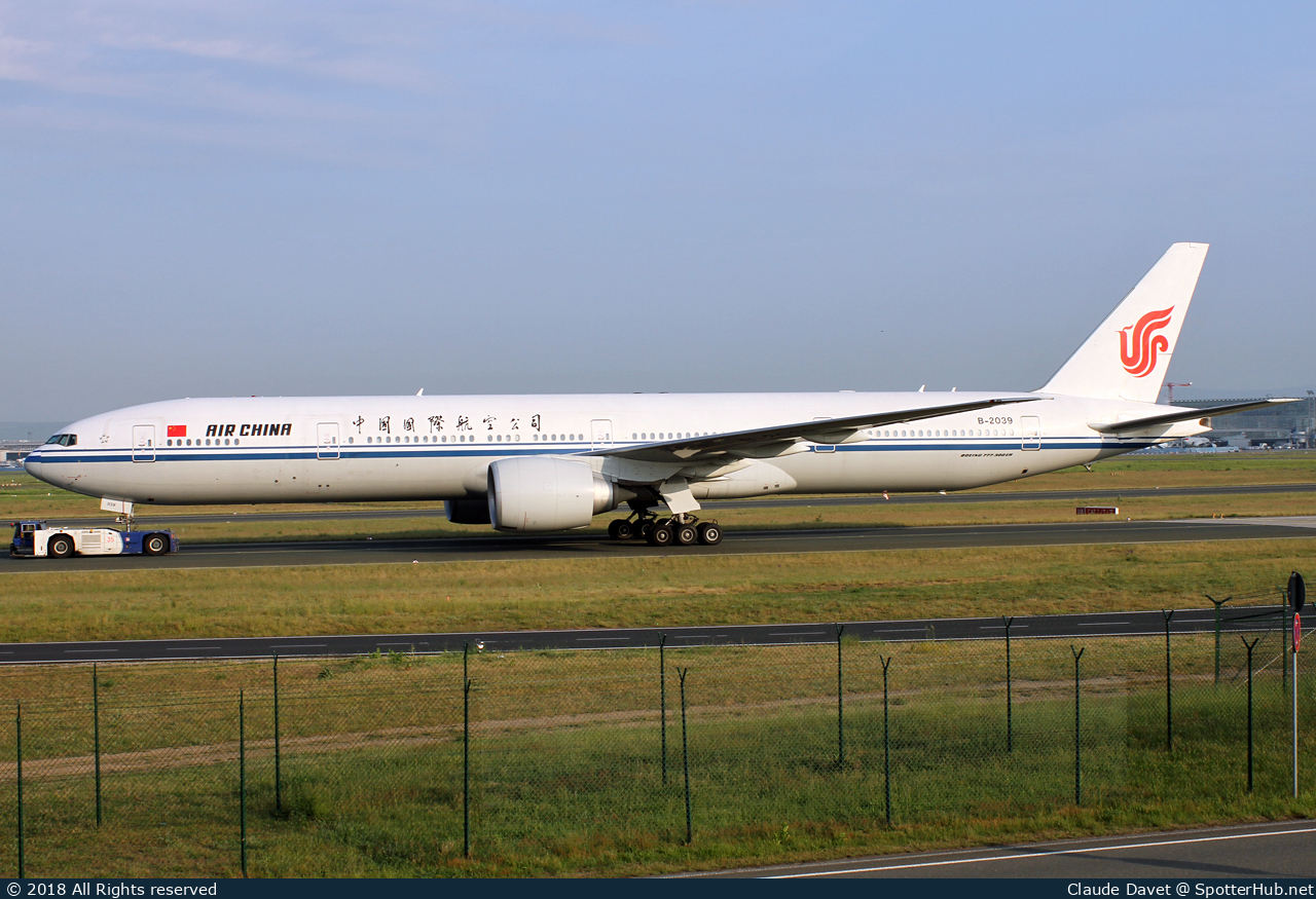 Photo of B-2039 - Boeing 777-39L(ER) operated by Air China