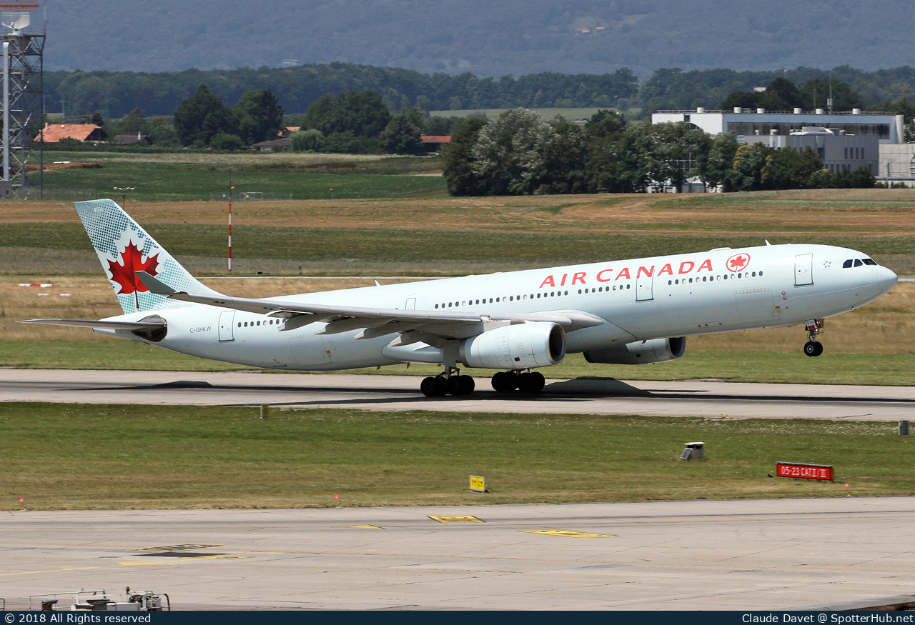 Photo of C-GHKW - Airbus A330-343 operated by Air Canada