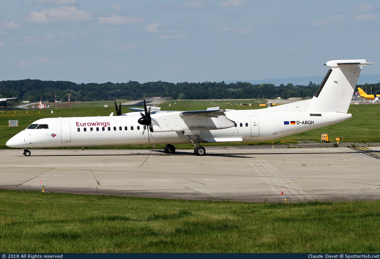Photo of D-ABQH - Bombardier DHC-8-402 Dash 8 Q400 operated by Eurowings (opb LGW Luftfahrtgesellschaft Walter)