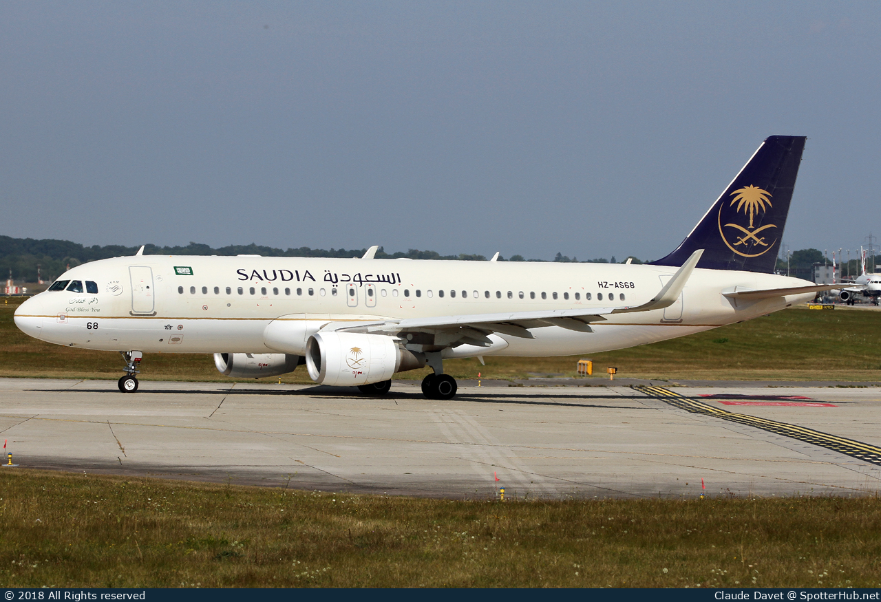 Photo of HZ-AS68 - Airbus A320-214 operated by Saudia
