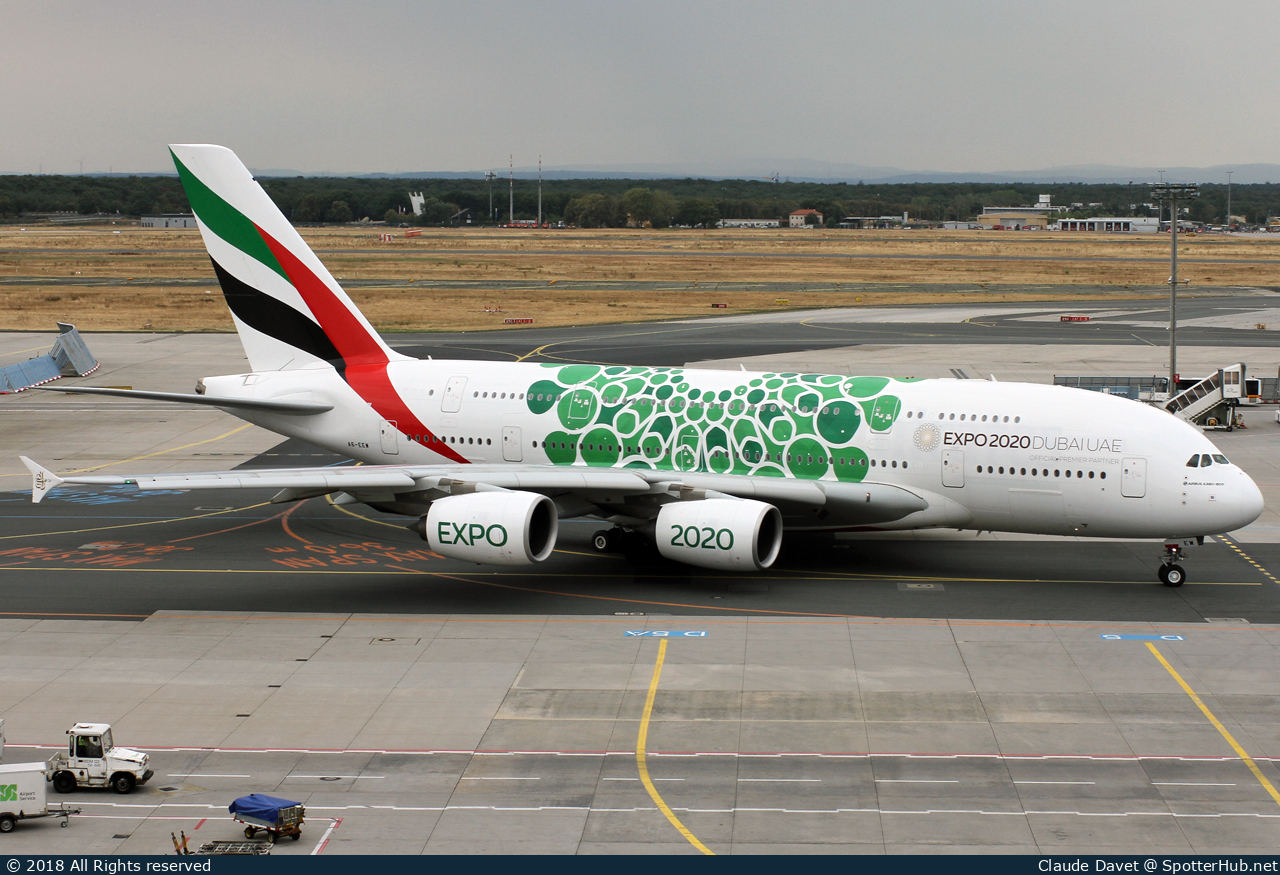 Photo of A6-EEW - Airbus A380-861 operated by Emirates
