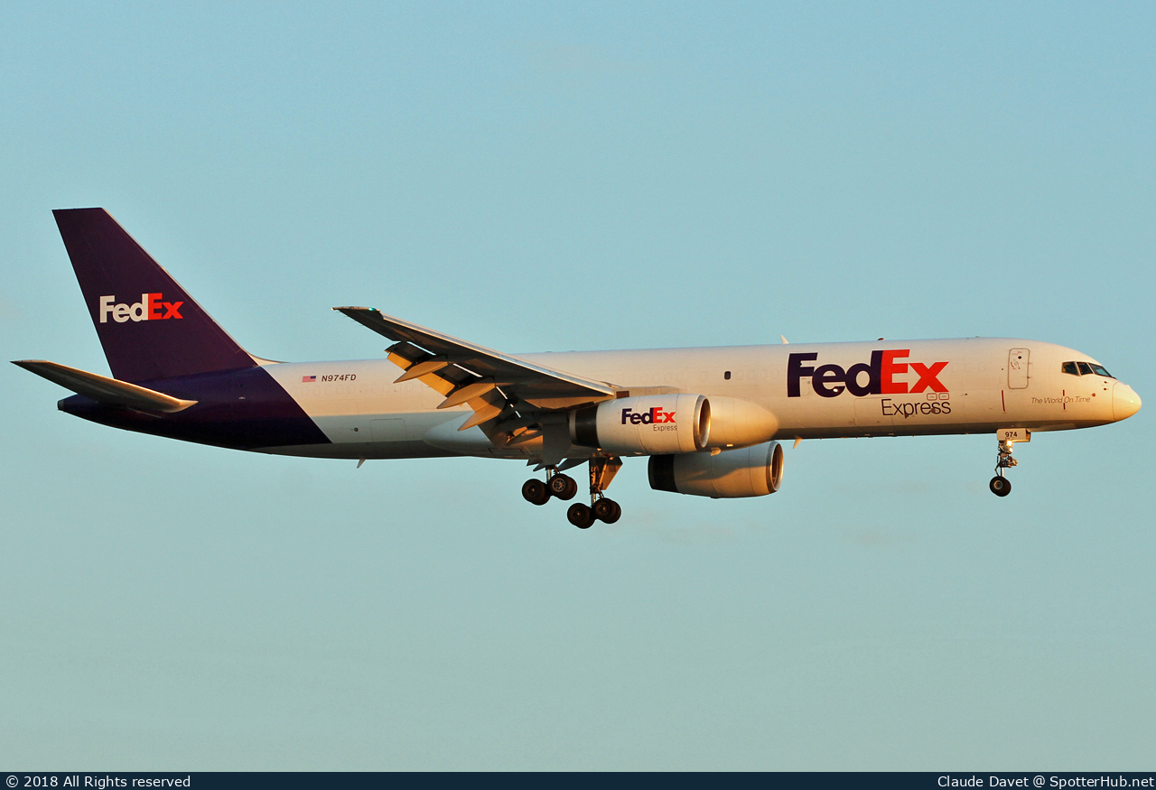Photo of N974FD - Boeing 757-2Y0(SF) operated by FedEx