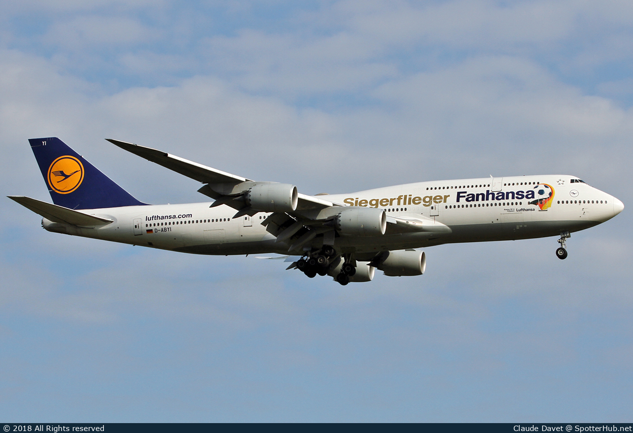 Photo of D-ABYI - Boeing 747-830 operated by Lufthansa