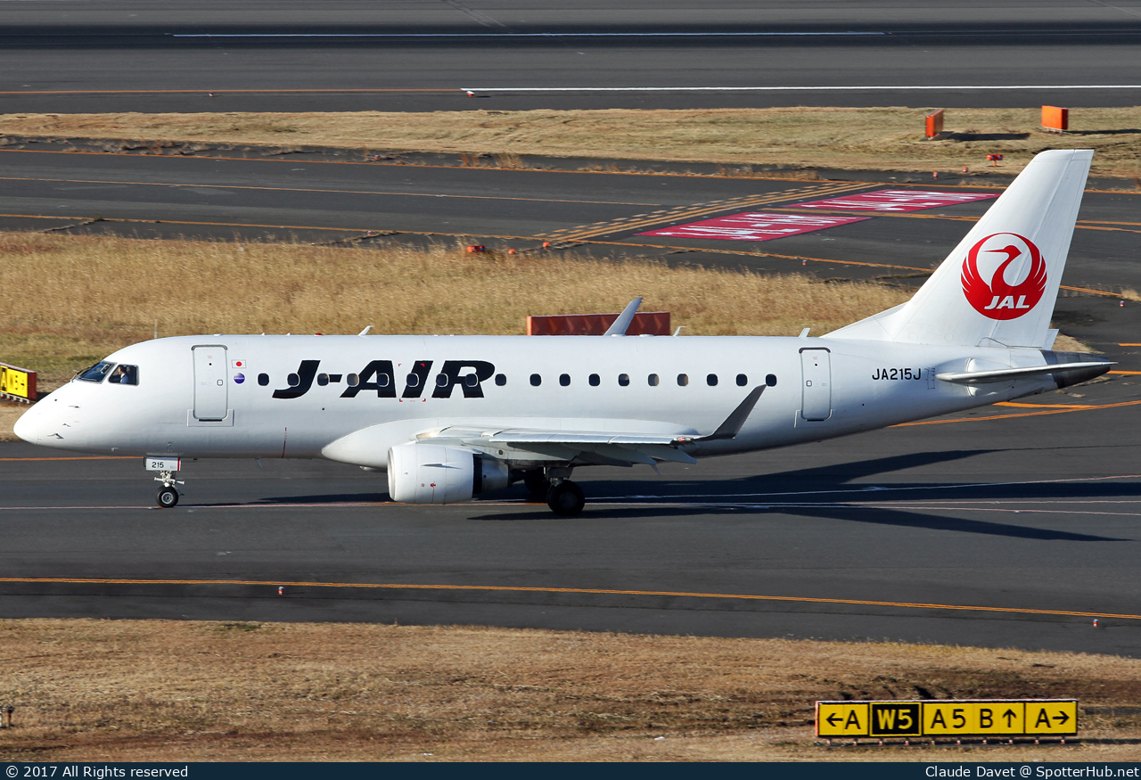 Photo of JA215J - Embraer ERJ-170STD operated by J-Air