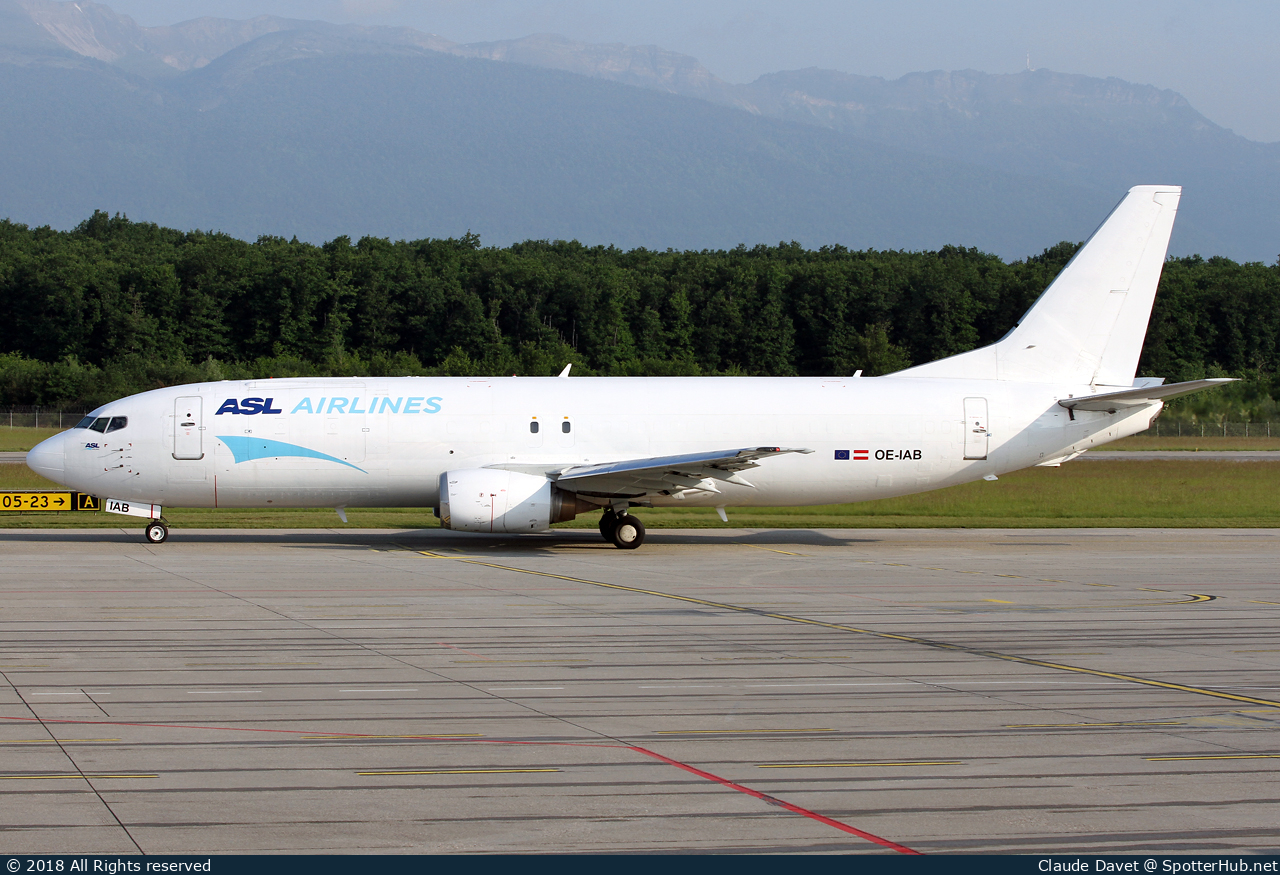 Photo of OE-IAB - Boeing 737-4Z9(SF) operated by ASL Airlines Belgium