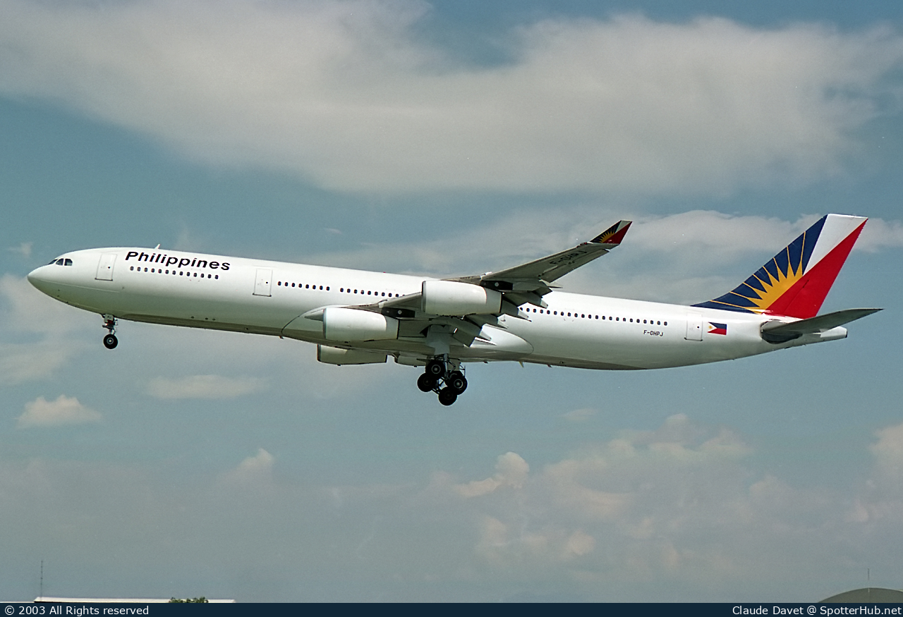 Photo of F-OHPJ - Airbus A340-313 operated by Philippine Airlines