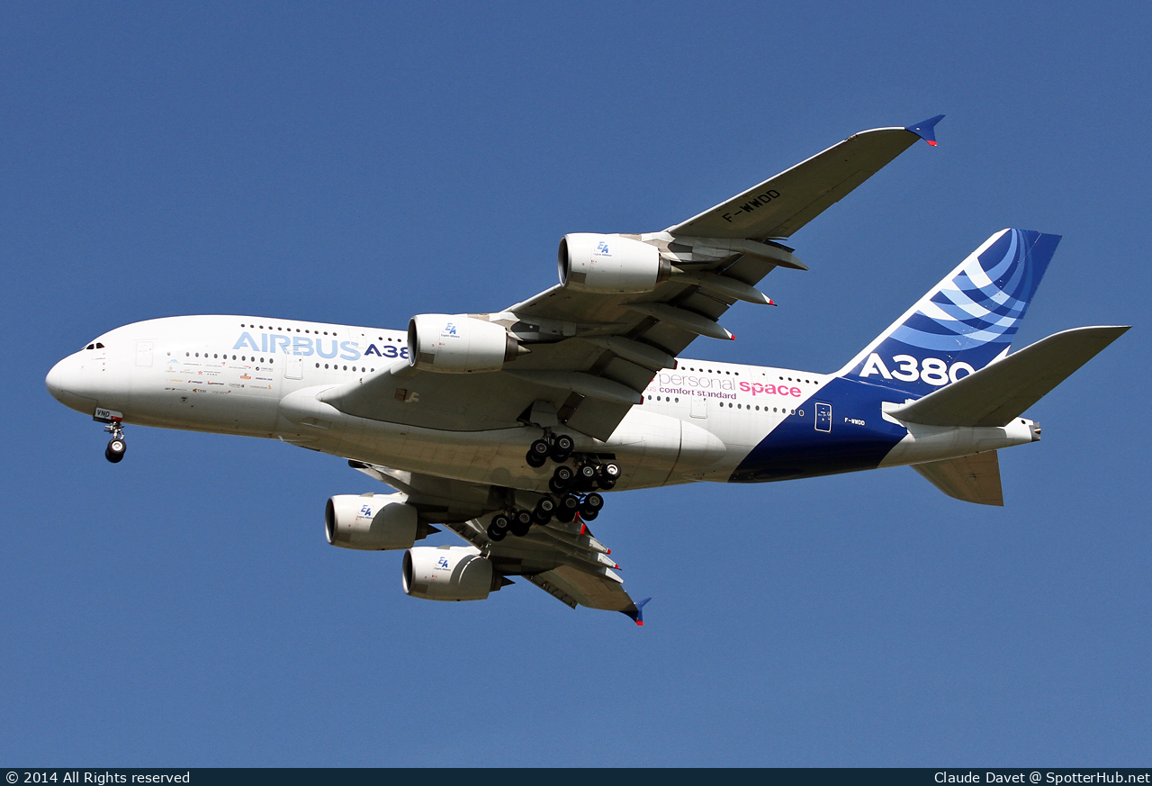 Photo of F-WWDD - Airbus A380-861 operated by Airbus Industrie