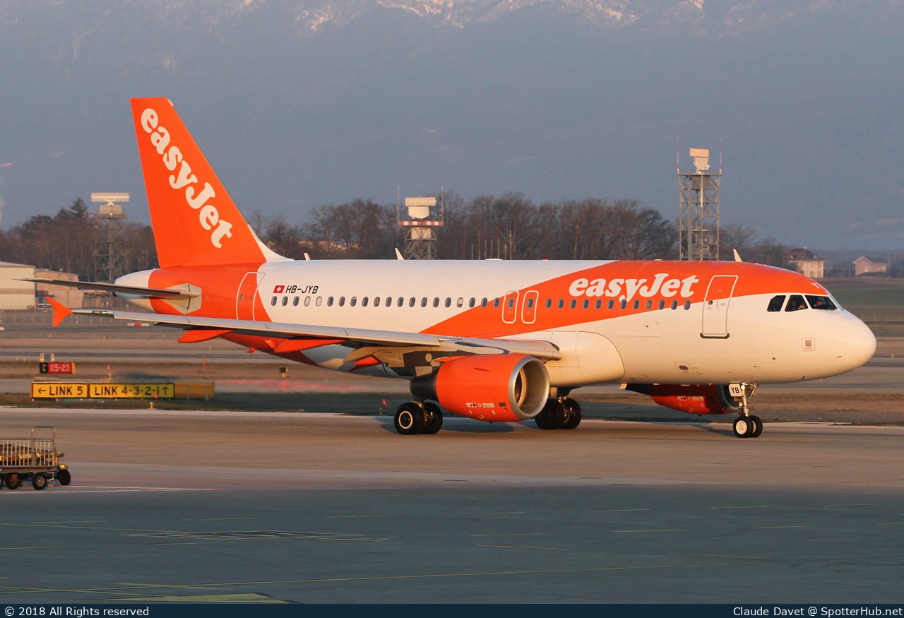 Photo of HB-JYB - Airbus A319-111 operated by easyJet Switzerland