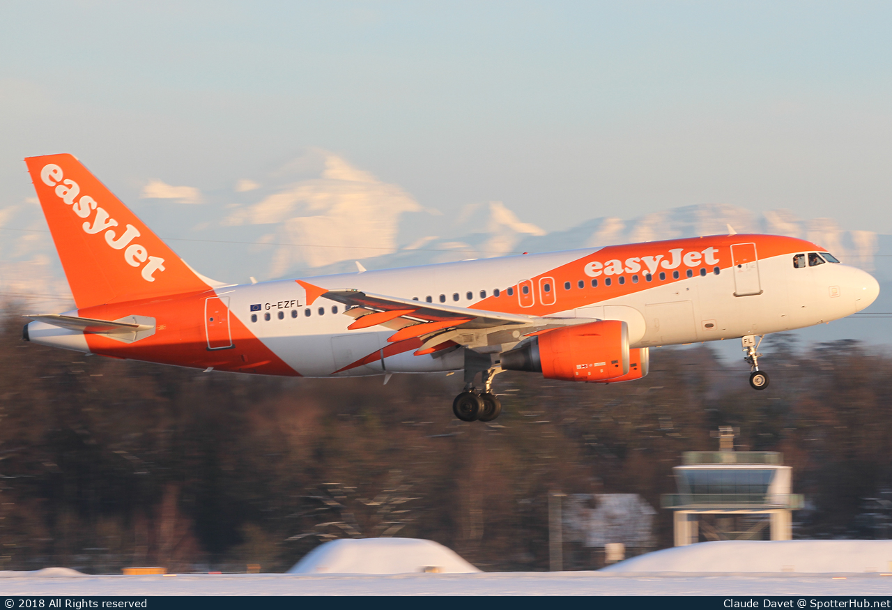 Photo of G-EZFL - Airbus A319-111 operated by easyJet