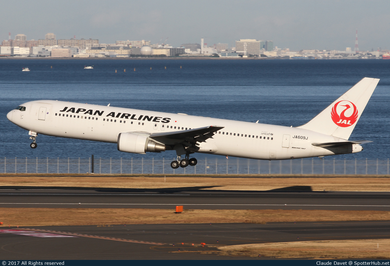 Photo of JA609J - Boeing 767-346(ER) operated by Japan Airlines