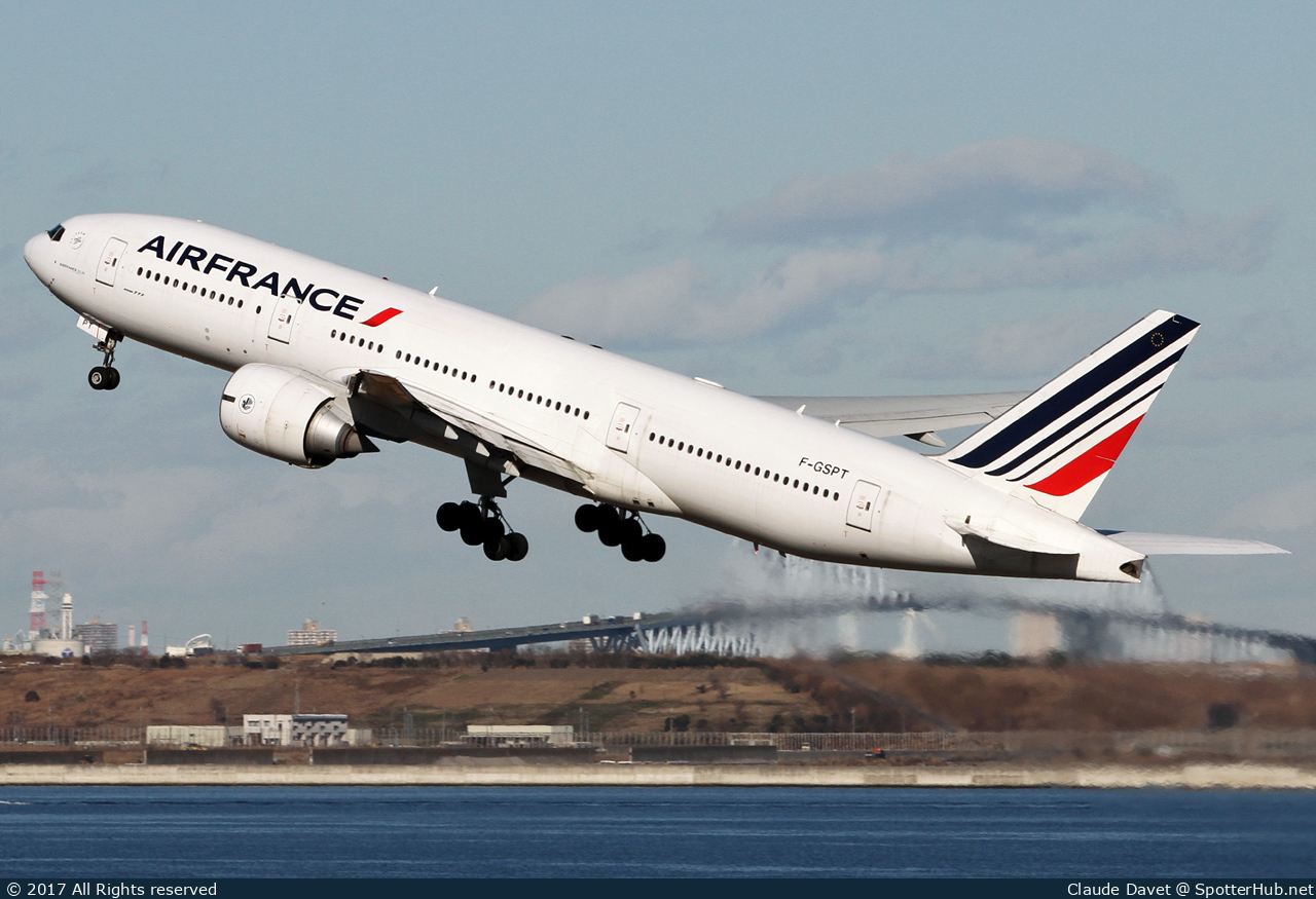 Photo of F-GSPT - Boeing 777-228(ER) operated by Air France
