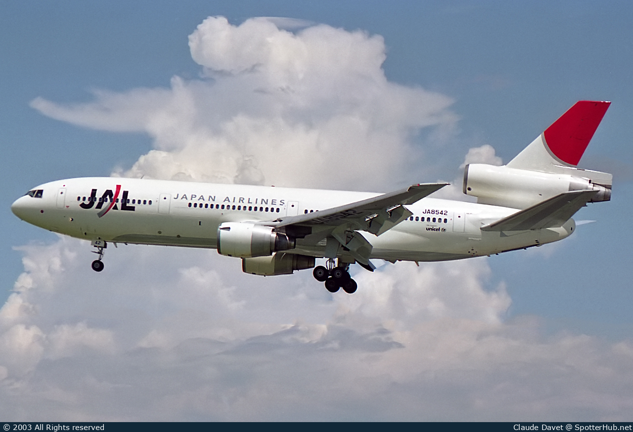 Photo of JA8542 - McDonnell Douglas DC-10-40I operated by Japan Airlines