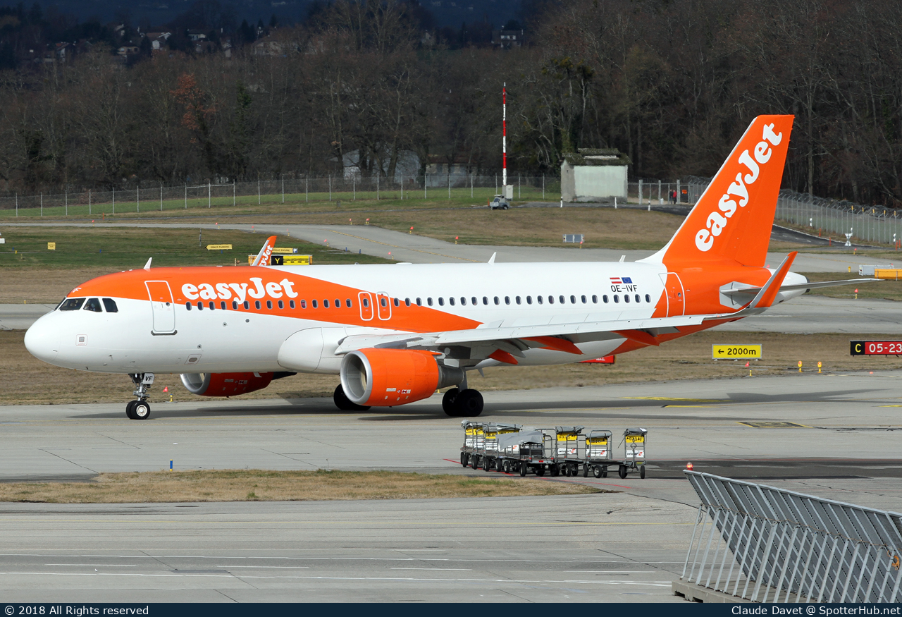 Photo of OE-IVF - Airbus A320-214 operated by easyJet Europe