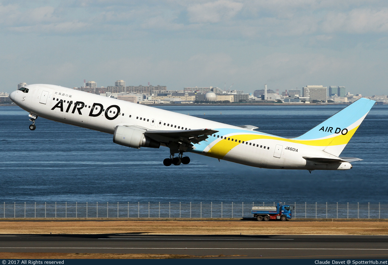 Photo of JA601A - Boeing 767-381 operated by Air Do
