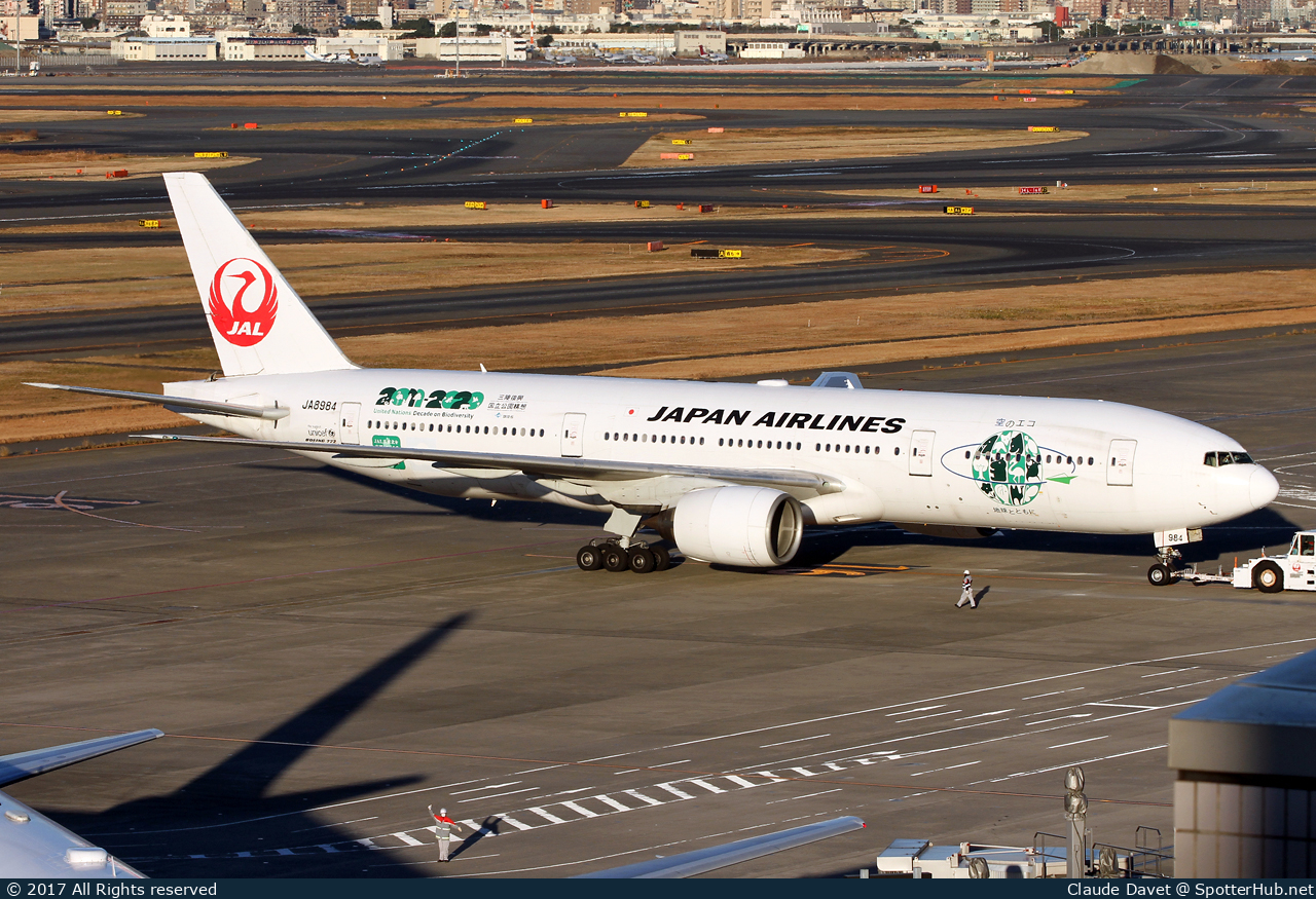 Photo of JA8984 - Boeing 777-246 operated by Japan Airlines