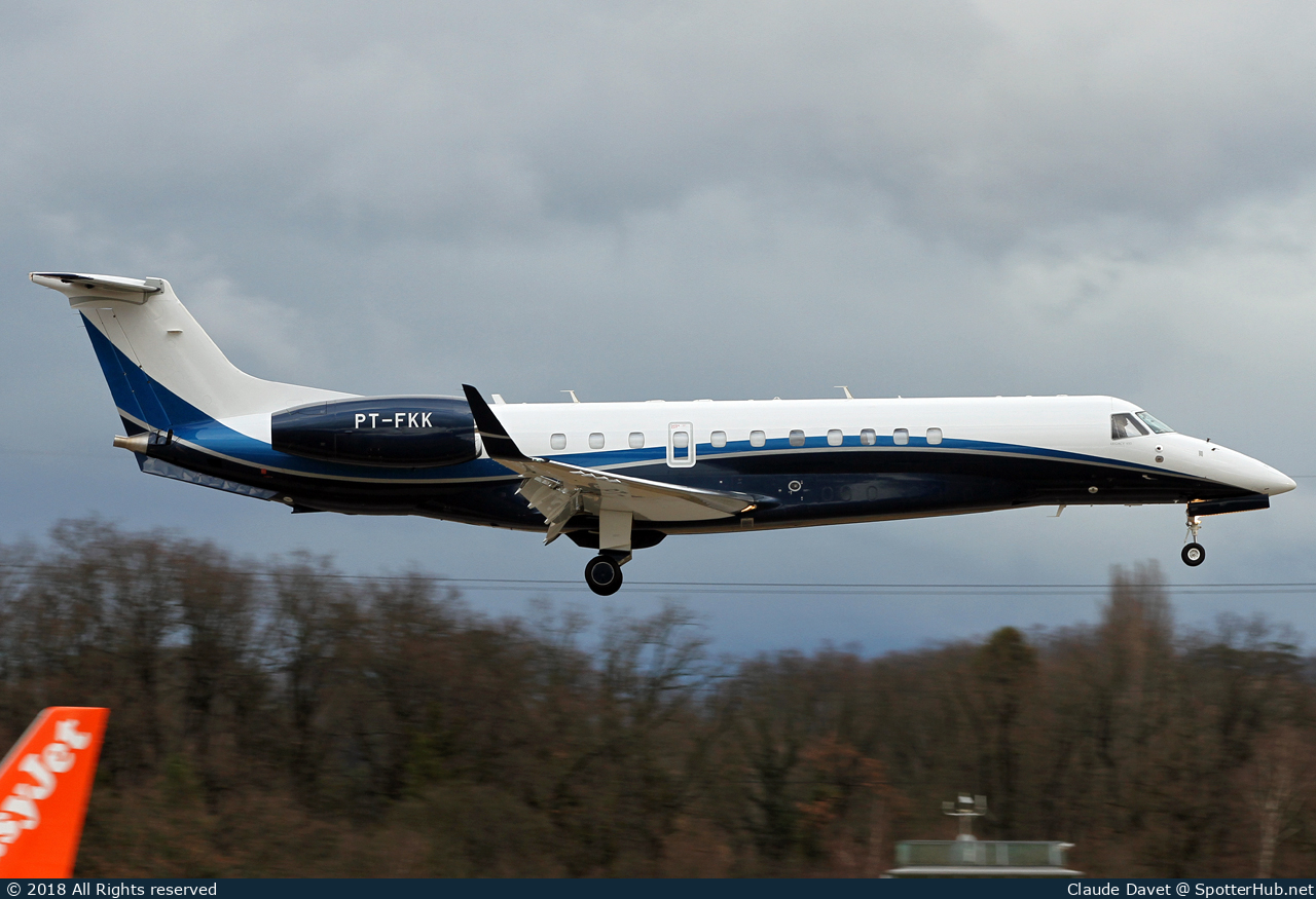 Photo of PT-FKK - Embraer Legacy 650 operated by Private