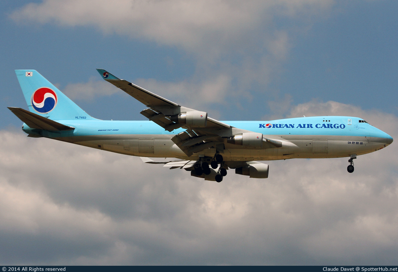 Photo of HL7462 - Boeing 747-4B5F operated by Korean Air Cargo