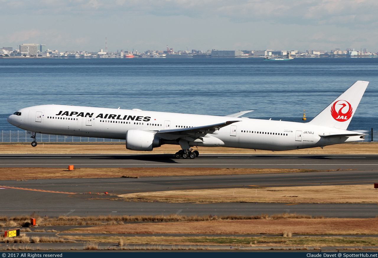 Photo of JA741J - Boeing 777-346(ER) operated by Japan Airlines