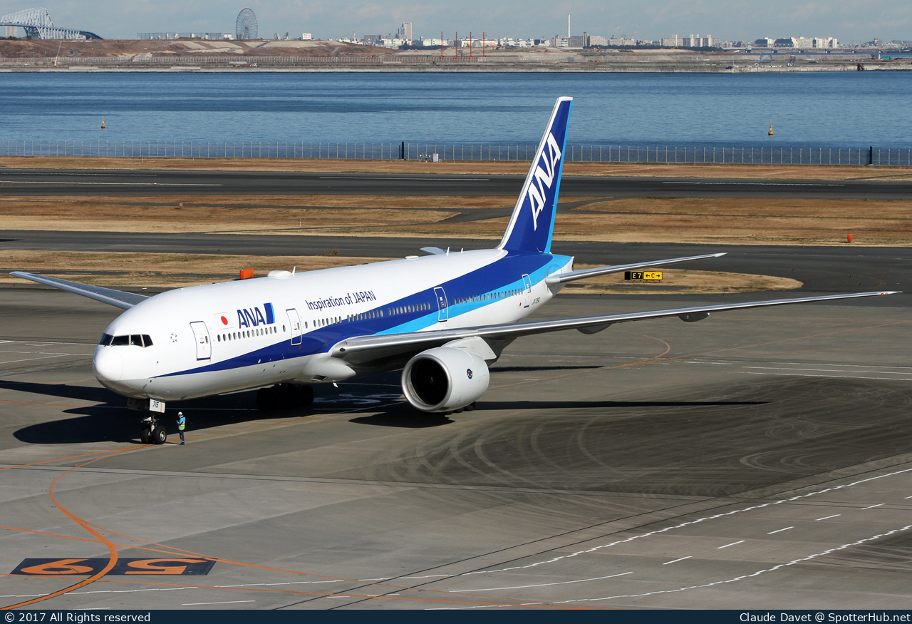Photo of JA715A - Boeing 777-281(ER) operated by ANA All Nippon Airways