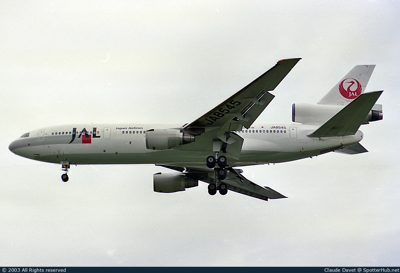 Photo of JA8545 - McDonnell Douglas DC-10-40 operated by Japan Airlines