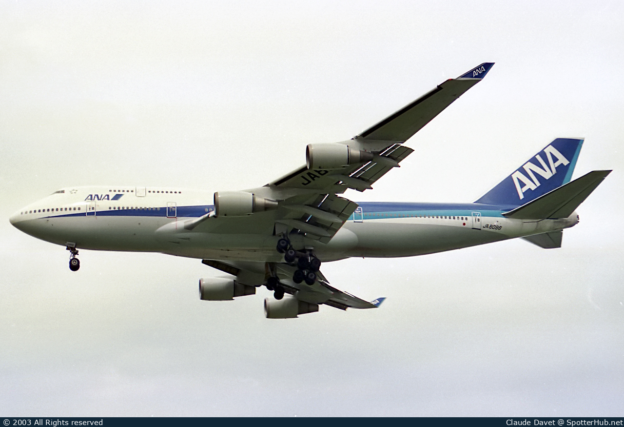 Photo of JA8098 - Boeing 747-481 operated by ANA All Nippon Airways