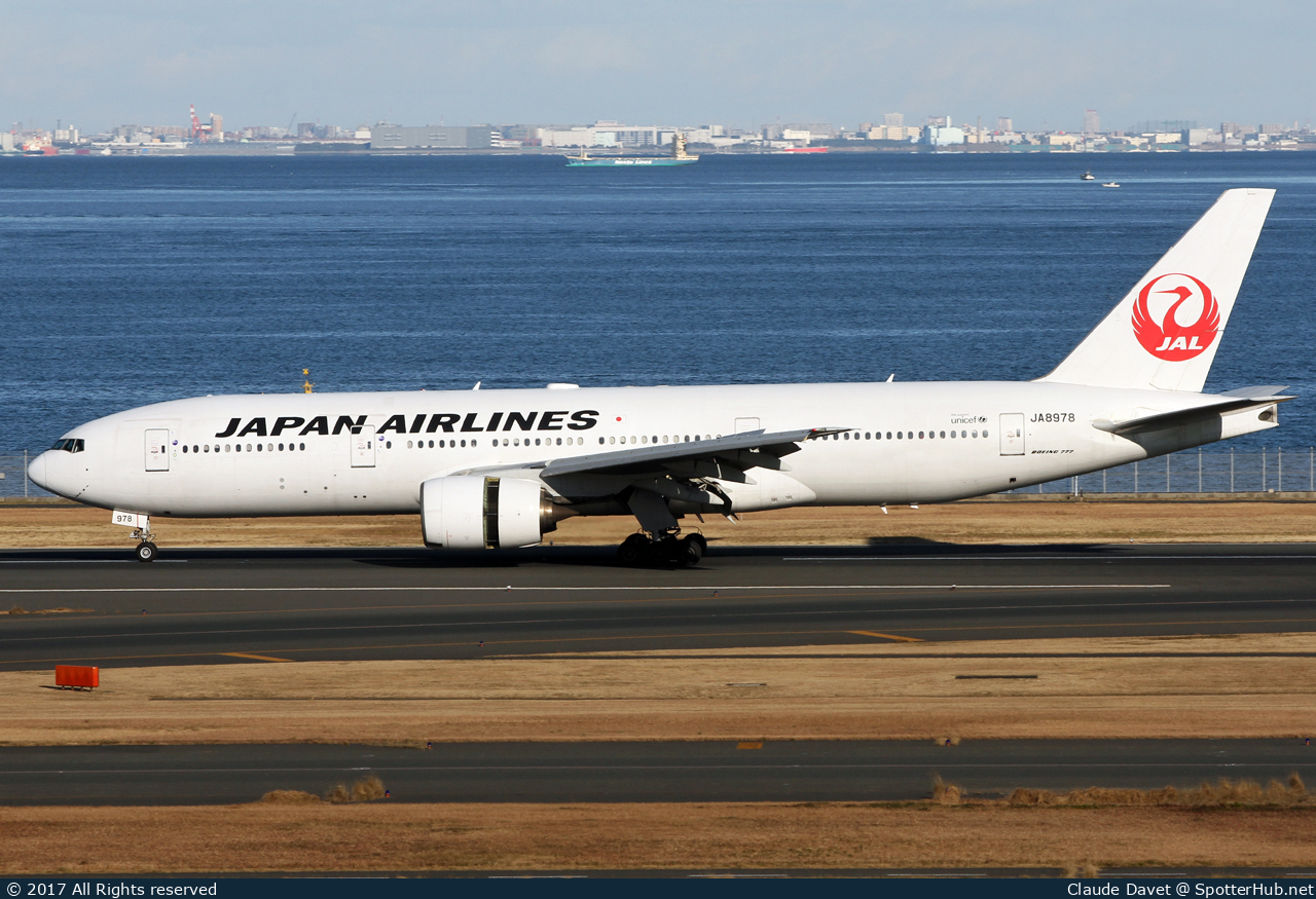 Photo of JA8978 - Boeing 777-289 operated by Japan Airlines