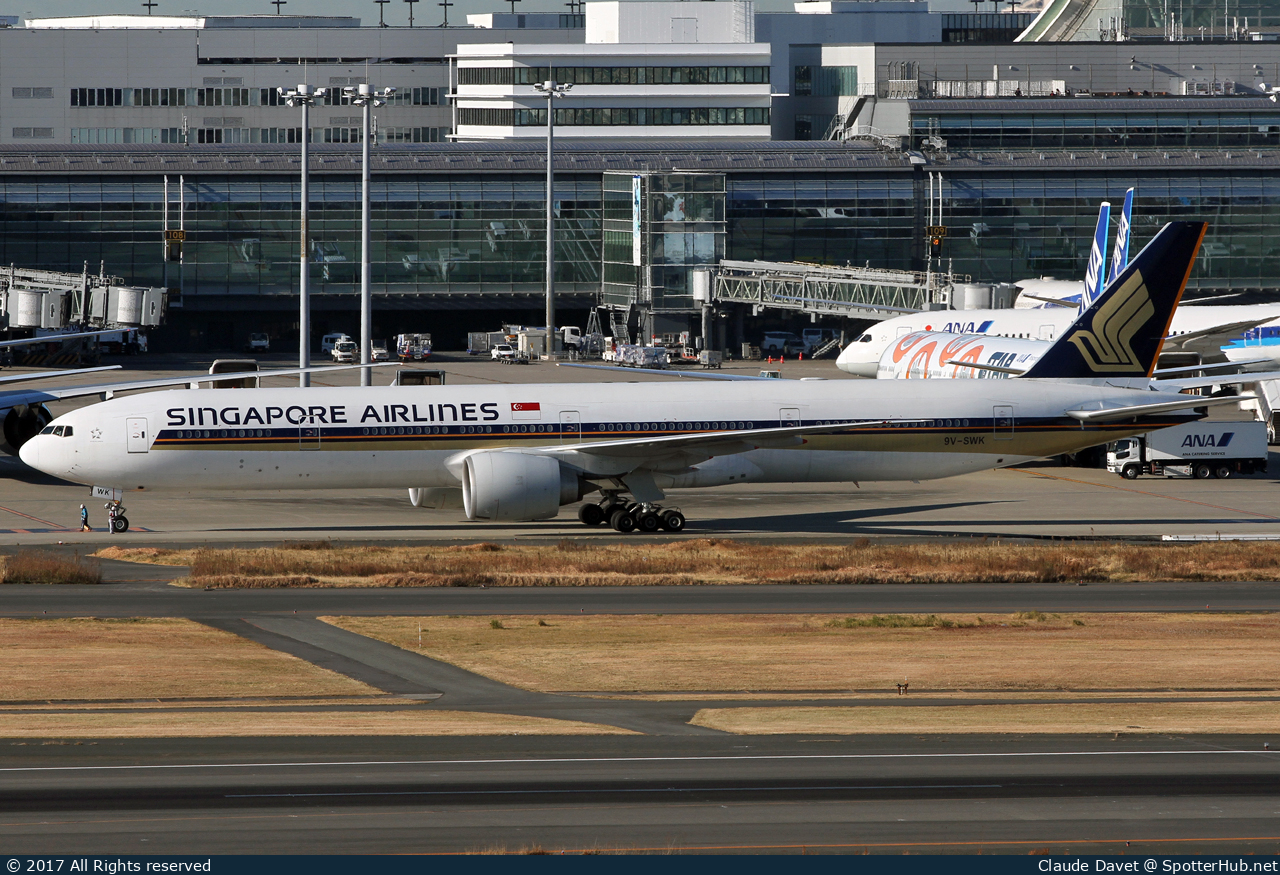 Photo of 9V-SWK - Boeing 777-312(ER) operated by Singapore Airlines