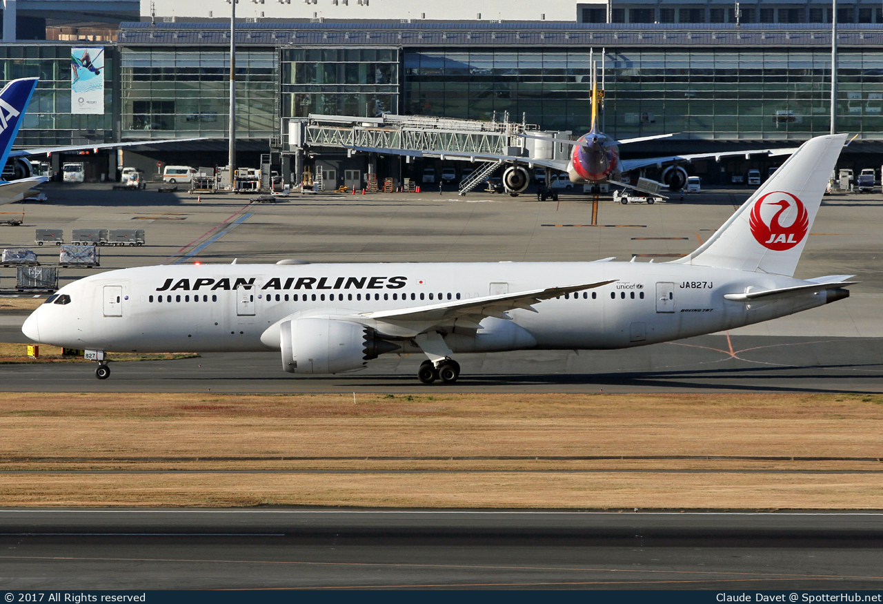 Photo of JA827J - Boeing 787-8 Dreamliner operated by Japan Airlines