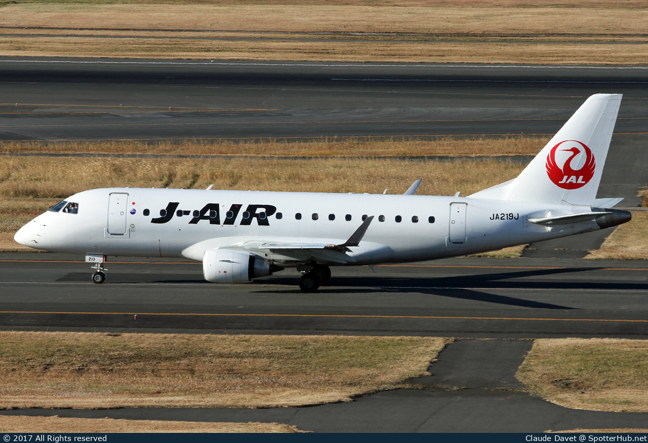 Photo of JA219J - Embraer ERJ-170STD operated by J-Air