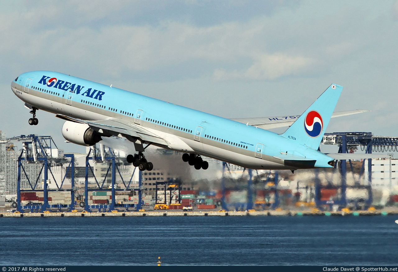 Photo of HL7534 - Boeing 777-3B5 operated by Korean Air