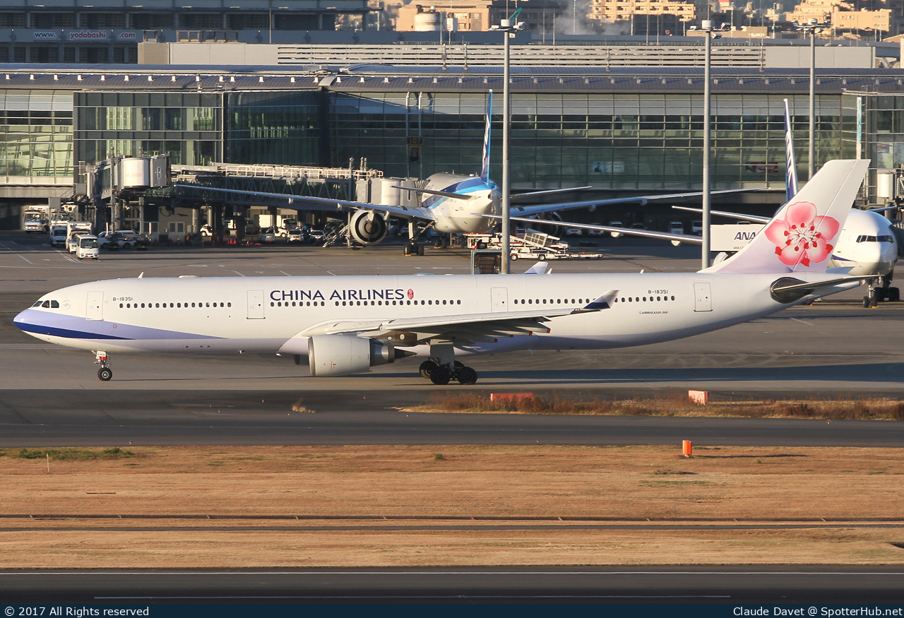Photo of B-18351 - Airbus A330-302 operated by China Airlines