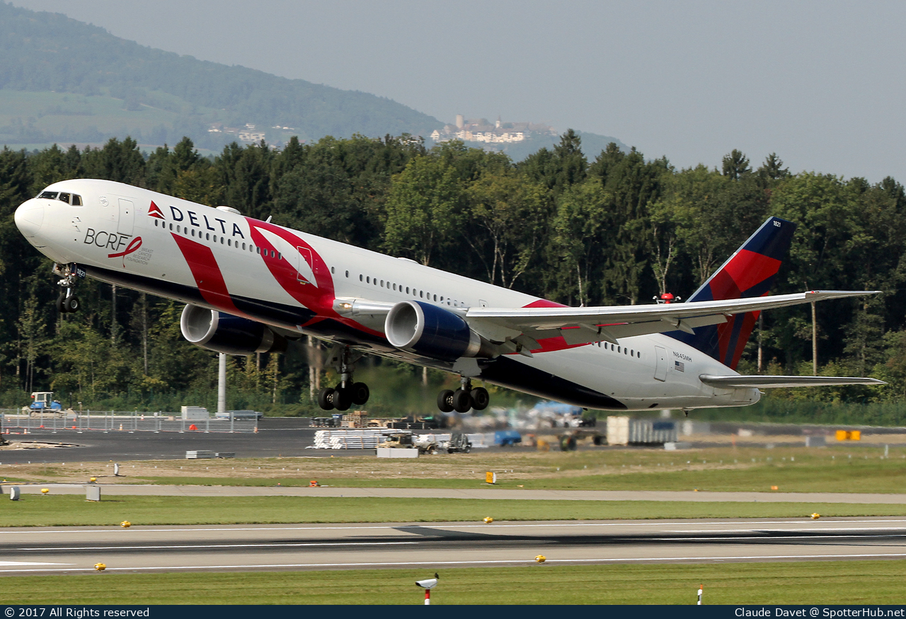 Photo of N845MH - Boeing 767-432(ER) operated by Delta Air Lines