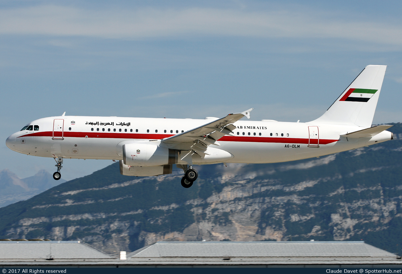 Photo of A6-DLM - Airbus A320-232 operated by United Arab Emirates Presidential Flight