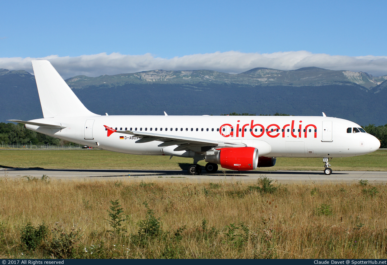 Photo of D-ABDX - Airbus A320-214 operated by Air Berlin