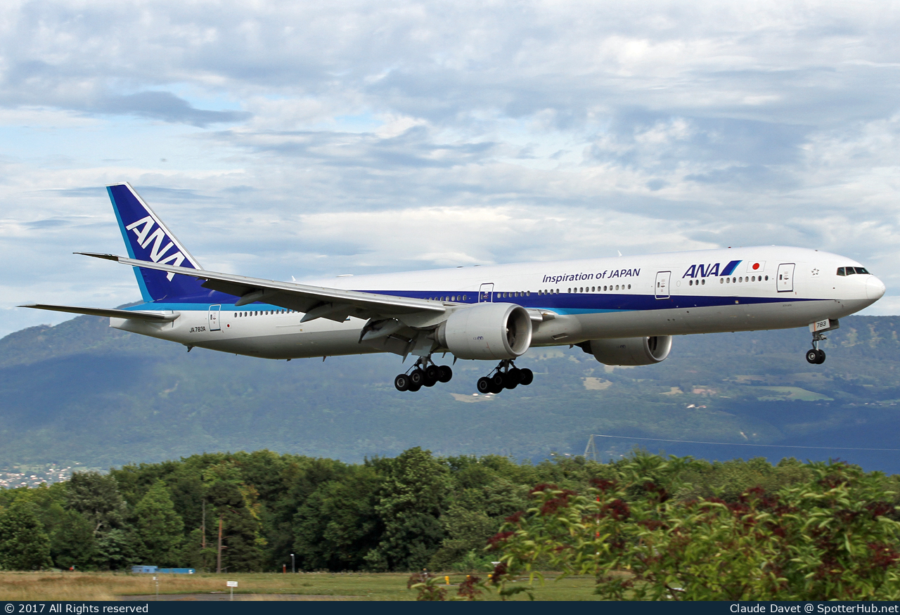 Photo of JA783A - Boeing 777-381(ER) operated by ANA All Nippon Airways