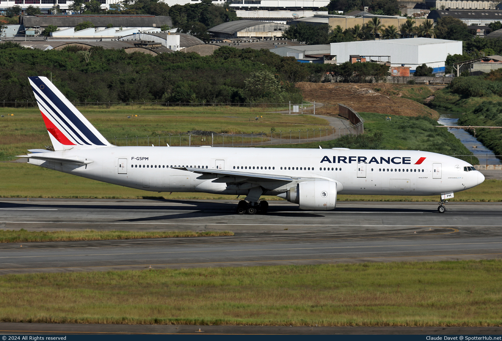 Photo of F-GSPM - Boeing 777-228(ER) operated by Air France
