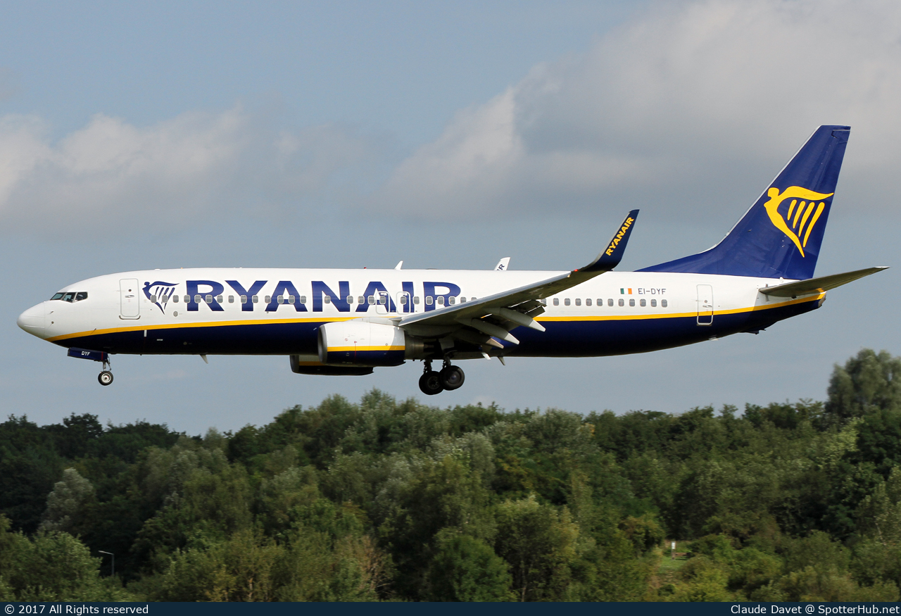 Photo of EI-DYF - Boeing 737-8AS operated by Ryanair
