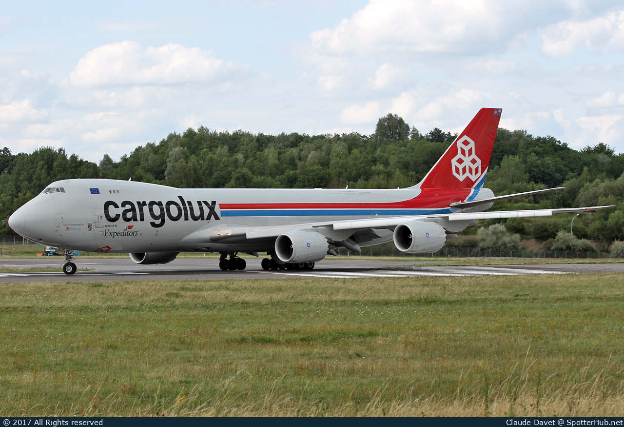Photo of LX-VCF - Boeing 747-8R7F operated by Cargolux