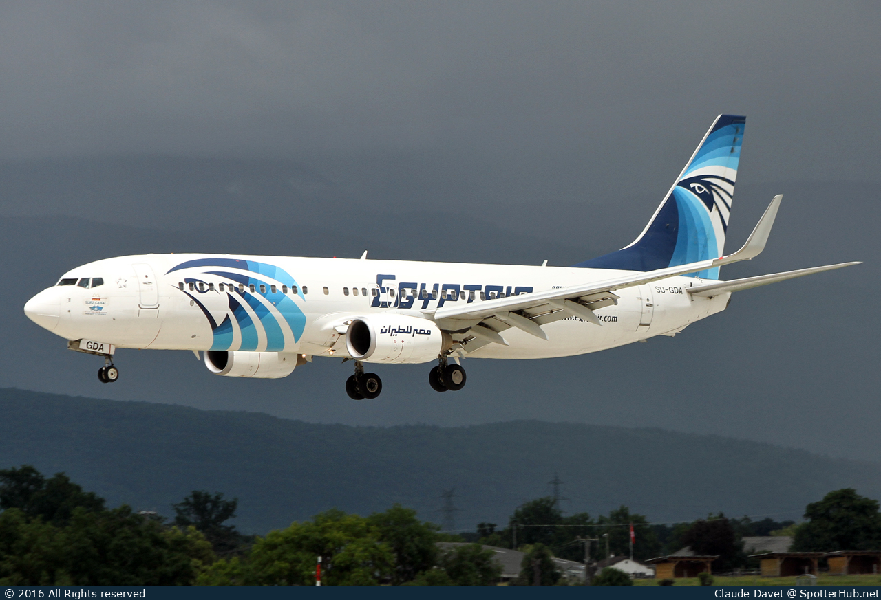 Photo of SU-GDA - Boeing 737-866 operated by Egyptair