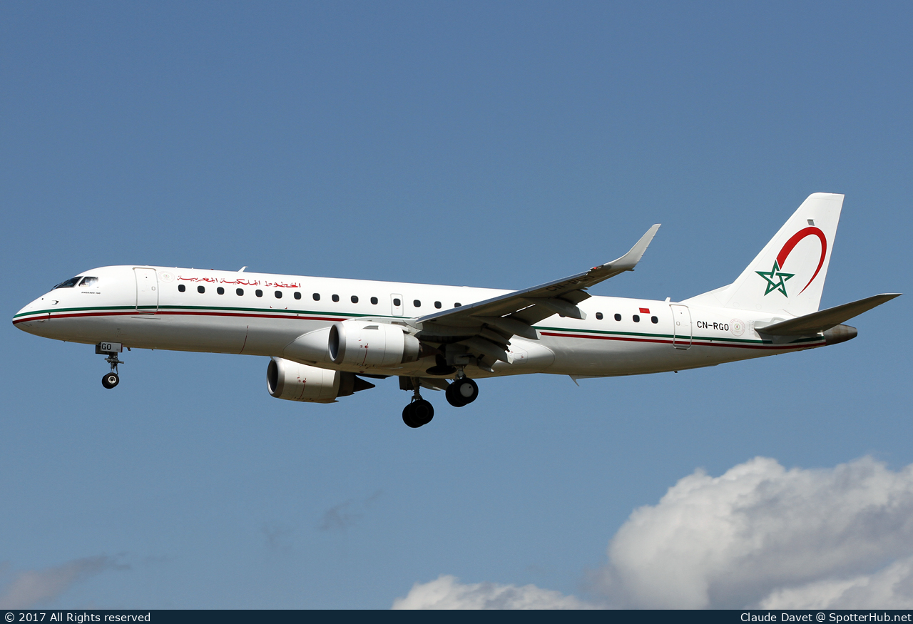 Photo of CN-RGO - Embraer ERJ-190AR operated by Royal Air Maroc